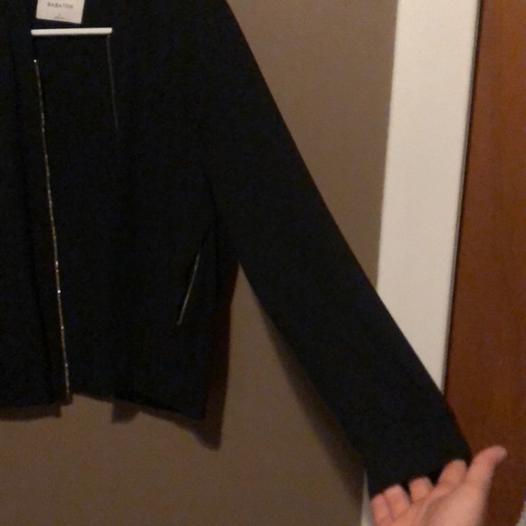 Aritzia Babaton Liebling bomber - Picture 8 of 9